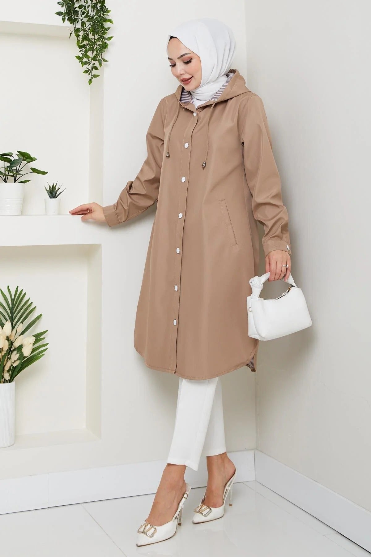 Női modest trencskó – nercbarna – nyérc